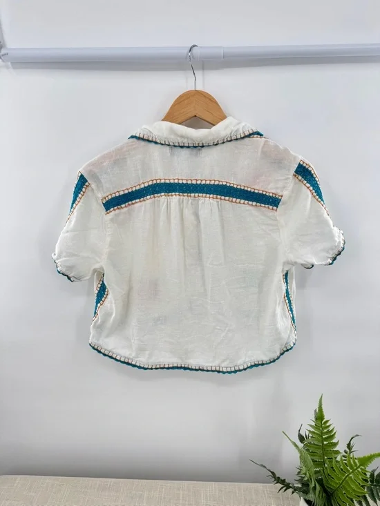 Urban Outfitters Top Rowan Embroidered Button Down Boxy Shirt XS - Picture 7 of 11